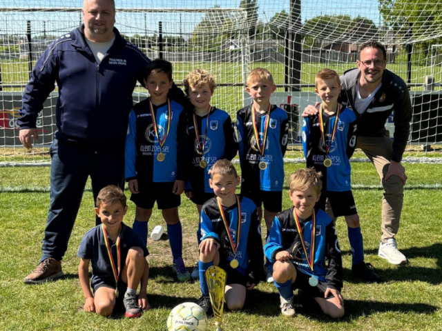 U9 — teamfoto